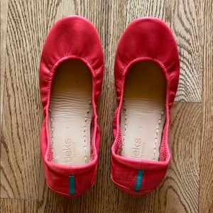 Limited edition Poppy Tieks